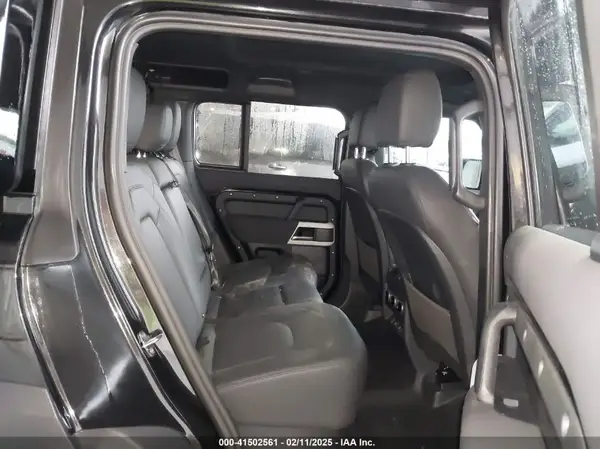SALEJ7EX6P2137517 2023 LAND ROVER DEFENDER - Image 8