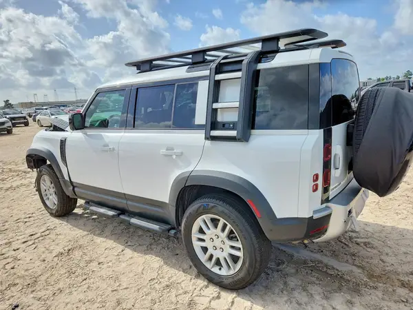 SALEJ7EX7S2367821 2025 LAND ROVER DEFENDER - Image 2