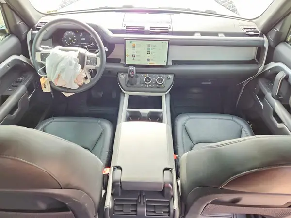 SALEJ7EX7S2367821 2025 LAND ROVER DEFENDER - Image 8