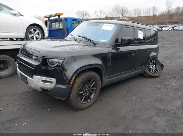 SALEJ7EX8R2260609 2024 LAND ROVER DEFENDER - Image 2