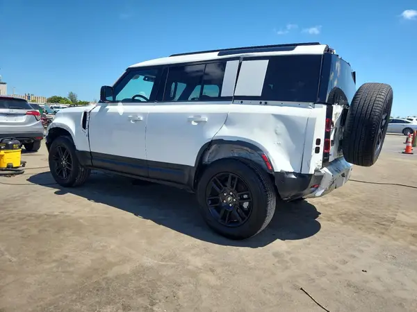 SALEJ7EX8S2383610 2025 LAND ROVER DEFENDER - Image 2