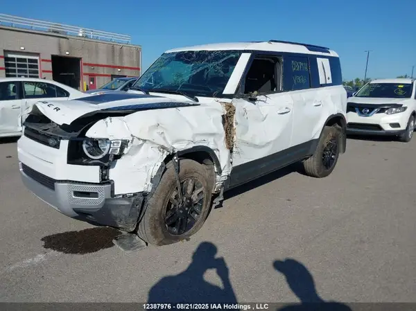 SALEJ7EX9P2136345 2023 LAND ROVER DEFENDER - Image 2