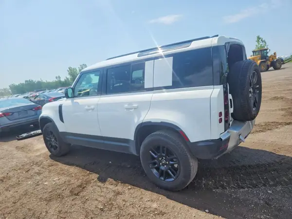 SALEJ7EX9S2370509 2025 LAND ROVER DEFENDER - Image 2