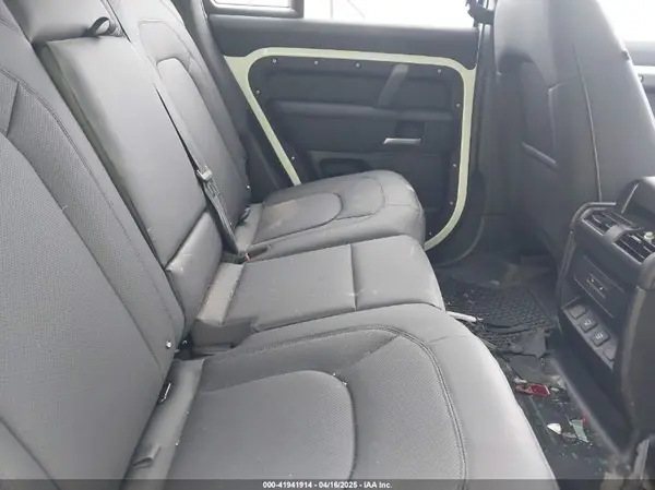 SALEJ7EX9S2383812 2025 LAND ROVER DEFENDER - Image 8