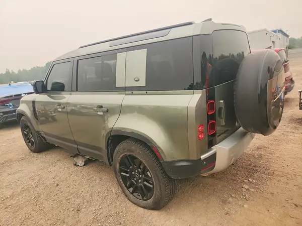 SALEJ7EXXP2237040 2023 LAND ROVER DEFENDER - Image 2