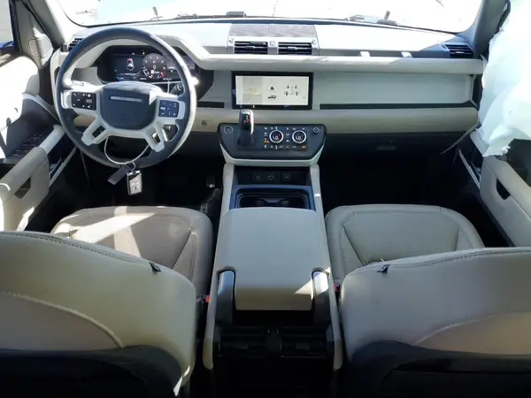 SALEJ7EXXR2271742 2024 LAND ROVER DEFENDER - Image 8