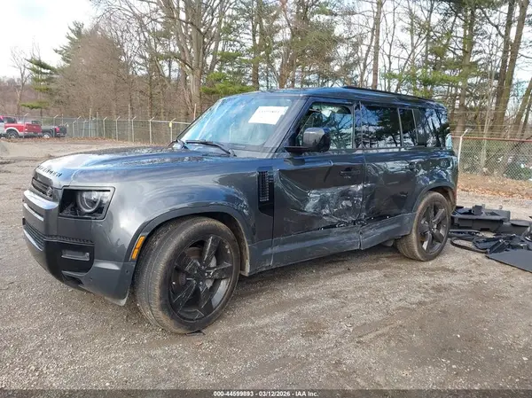 SALEJ7EXXT2482706 2026 LAND ROVER DEFENDER - Image 2