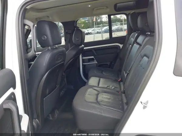 SALEJ7RX4M2034618 2021 LAND ROVER DEFENDER - Image 8