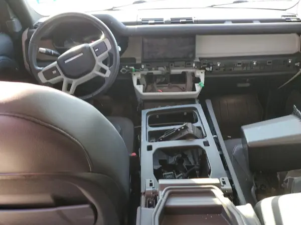 SALEJ7RX6M2035267 2021 LAND ROVER DEFENDER - Image 8
