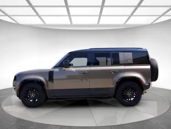 SALEJ7RX7N20764XX 2022 LAND ROVER DEFENDER - Image 2