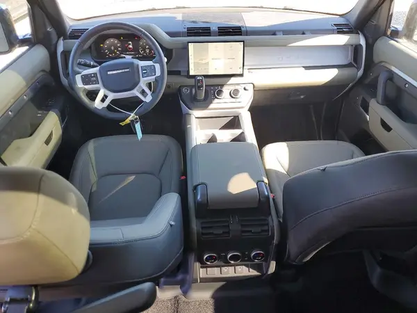 SALEJEEU6S2369411 2025 LAND ROVER DEFENDER - Image 8