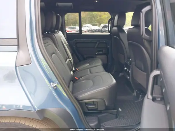 SALEJEEX1P2170221 2023 LAND ROVER DEFENDER - Image 8