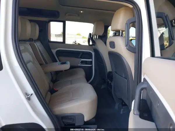 SALEJERX3M2035862 2021 LAND ROVER DEFENDER - Image 8