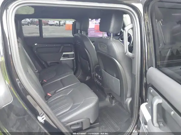 SALEJERX8N2078854 2022 LAND ROVER DEFENDER - Image 8