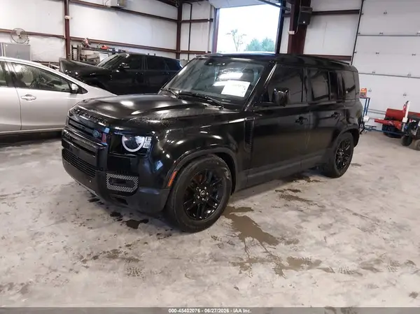 SALEJERX9M2041035 2021 LAND ROVER DEFENDER - Image 2