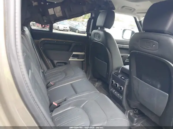 SALEJERX9N2075378 2022 LAND ROVER DEFENDER - Image 8