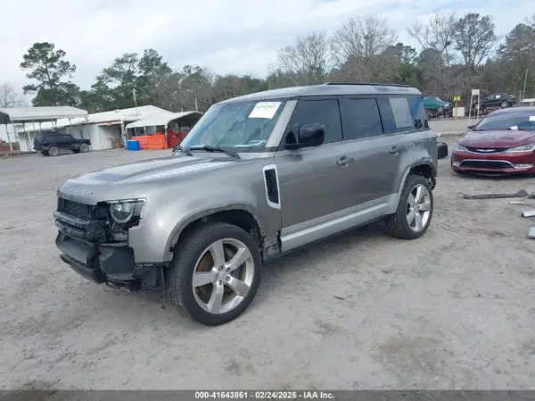 SALEP7EU9P2113801 2023 LAND ROVER DEFENDER - Image 2