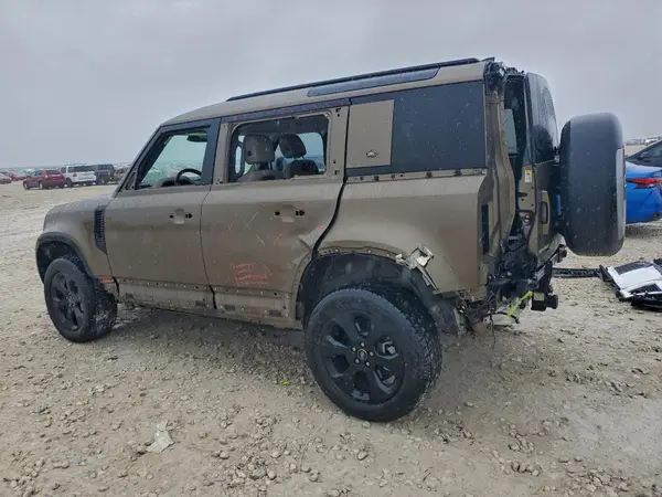 SALEP7RU7N2105297 2022 LAND ROVER DEFENDER - Image 2