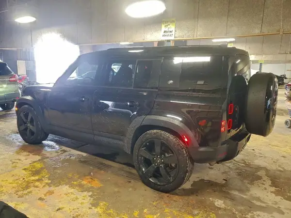 SALEP7RUXN2105178 2022 LAND ROVER DEFENDER - Image 2