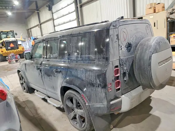 SALEPEEUXP2151137 2023 LAND ROVER DEFENDER - Image 2