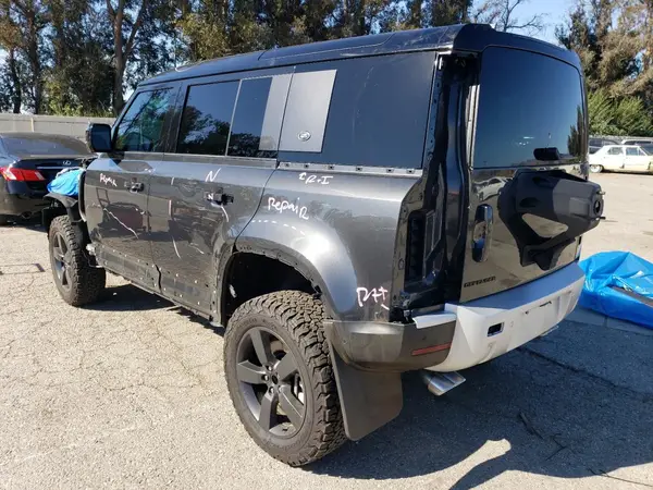 SALEPEFE2R2272173 2024 LAND ROVER DEFENDER - Image 2