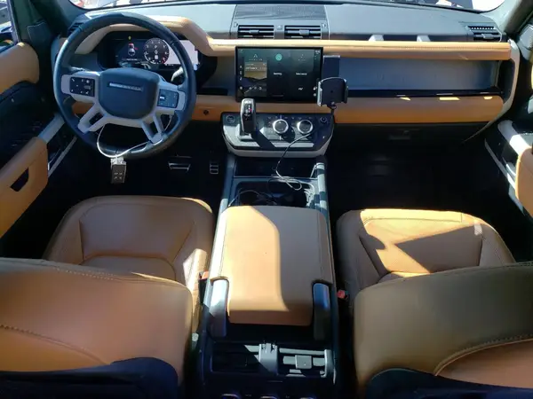 SALEPEFE2R2272173 2024 LAND ROVER DEFENDER - Image 8
