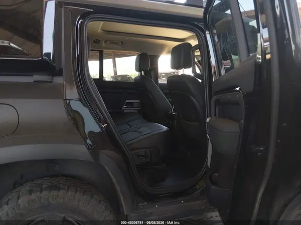 SALEPFEU9P2225749 2023 LAND ROVER DEFENDER - Image 8