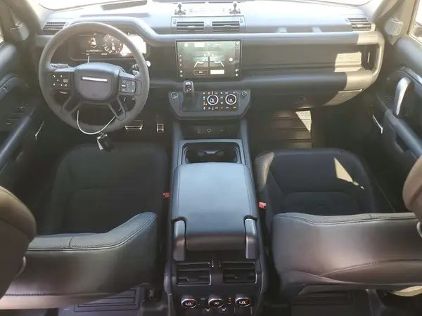 SALEWEEE2P2122520 2023 LAND ROVER DEFENDER - Image 8