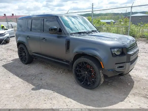 SALEWEEE4R2246274 2024 LAND ROVER DEFENDER - Image 1