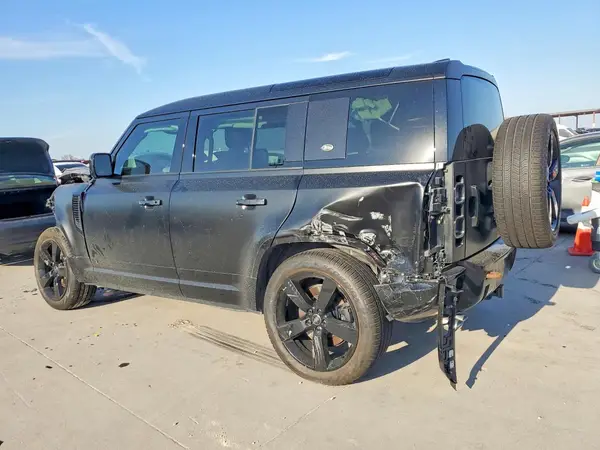 SALEWEEE6P2187824 2023 LAND ROVER DEFENDER - Image 2