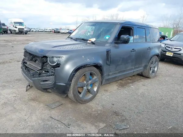 SALEWERE9N2095078 2022 LAND ROVER DEFENDER - Image 2