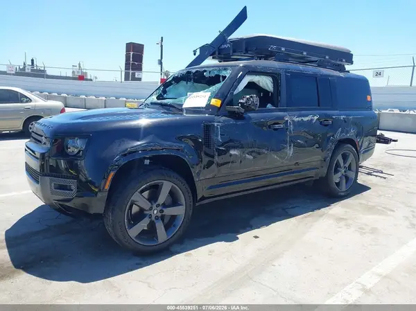 SALEWFEU1R2260985 2024 LAND ROVER DEFENDER - Image 2