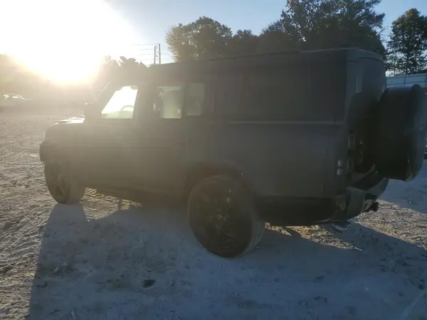 SALEWFFE5S2422632 2025 LAND ROVER DEFENDER - Image 2