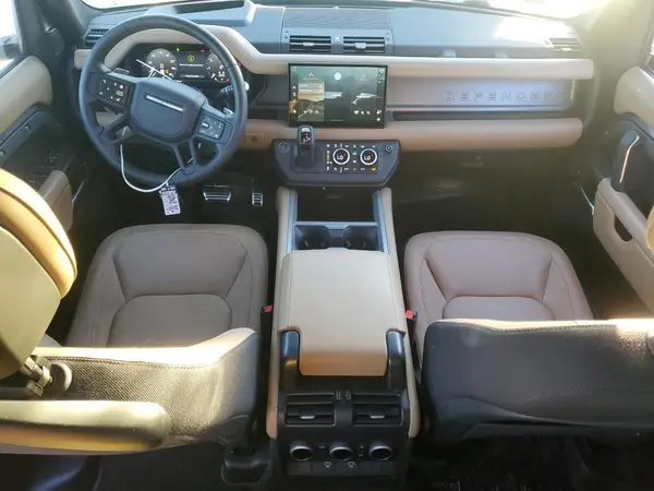 SALEWFFE5S2422632 2025 LAND ROVER DEFENDER - Image 8
