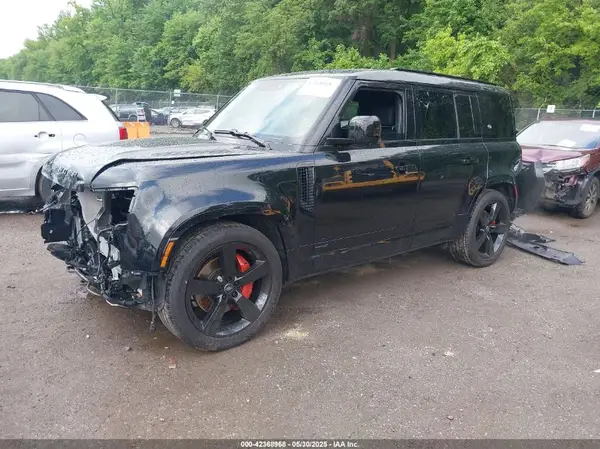 SALEX7EU2P2213481 2023 LAND ROVER DEFENDER - Image 2