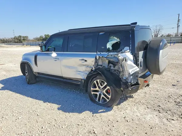 SALEX7EU2R2264157 2024 LAND ROVER DEFENDER - Image 2