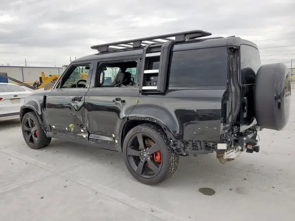 SALEXFEU6R2299990 2024 LAND ROVER DEFENDER - Image 2