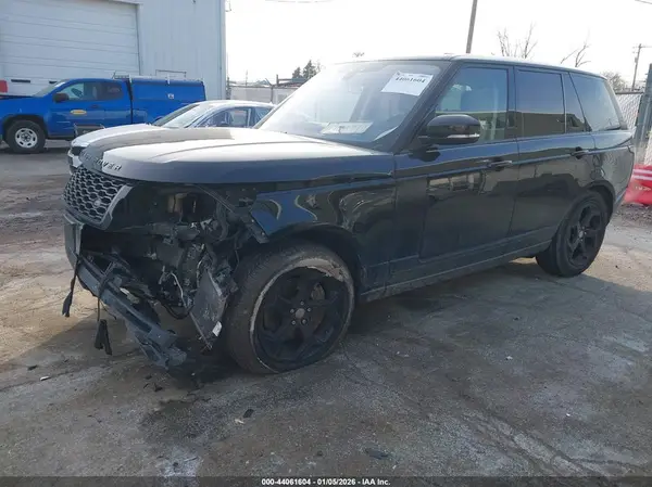 SALGR2RV3JA396072 2018 LAND ROVER RANGE ROVER - Image 2