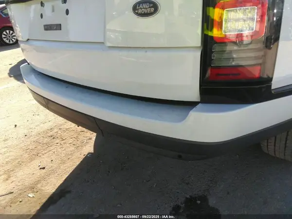 2017 LAND ROVER RANGE ROVER auction photo 6