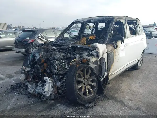 SALGS2FV7HA330255 2017 LAND ROVER RANGE ROVER - Image 2