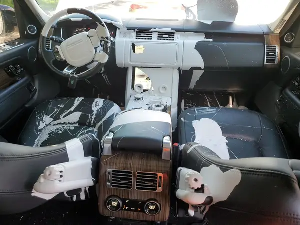 SALGS2RE1JA381316 2018 LAND ROVER RANGE ROVER - Image 8