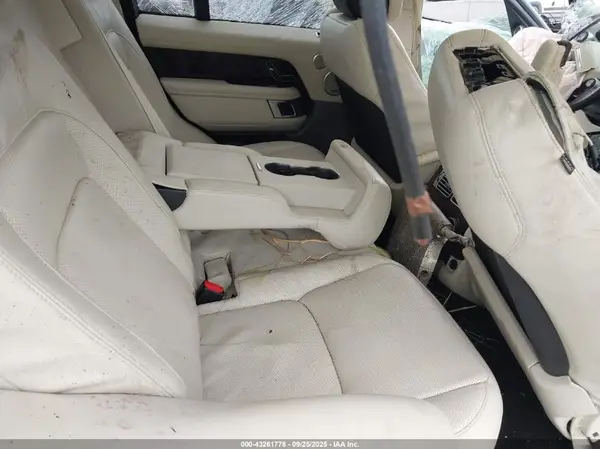 SALGS2RE2JA380949 2018 LAND ROVER RANGE ROVER - Image 8