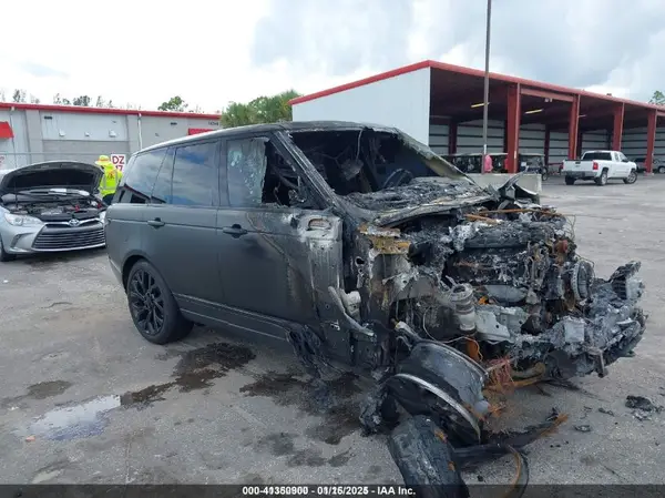 SALGS2RE2JA391496 2018 LAND ROVER RANGE ROVER - Image 1
