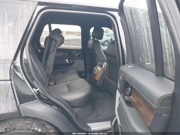SALGS2RE5JA383134 2018 LAND ROVER RANGE ROVER - Image 8
