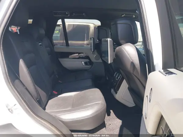 SALGS2RE6JA383739 2018 LAND ROVER RANGE ROVER - Image 8