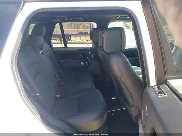 SALGS2RE8JA510653 2018 LAND ROVER RANGE ROVER - Image 8