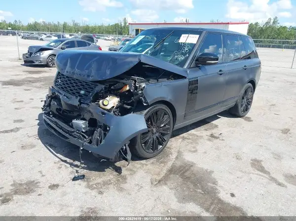 SALGS2RE8KA522240 2019 LAND ROVER RANGE ROVER - Image 2