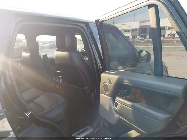 SALGS2REXJA383582 2018 LAND ROVER RANGE ROVER - Image 8