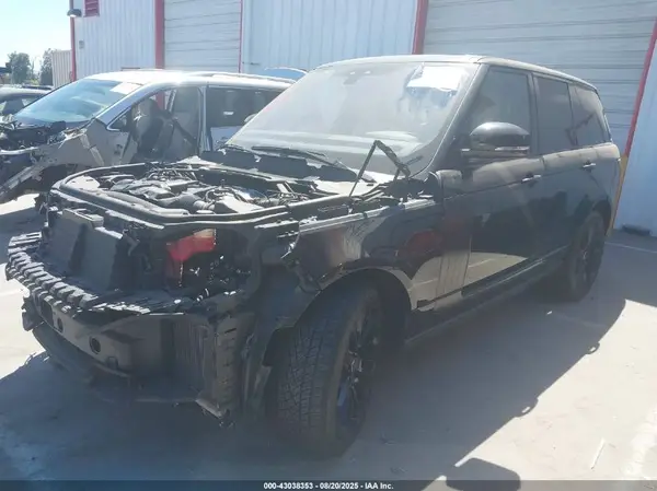 SALGS2SV1JA503859 2018 LAND ROVER RANGE ROVER - Image 2