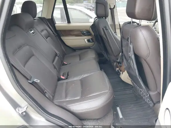 SALGS2SV1KA538550 2019 LAND ROVER RANGE ROVER - Image 8